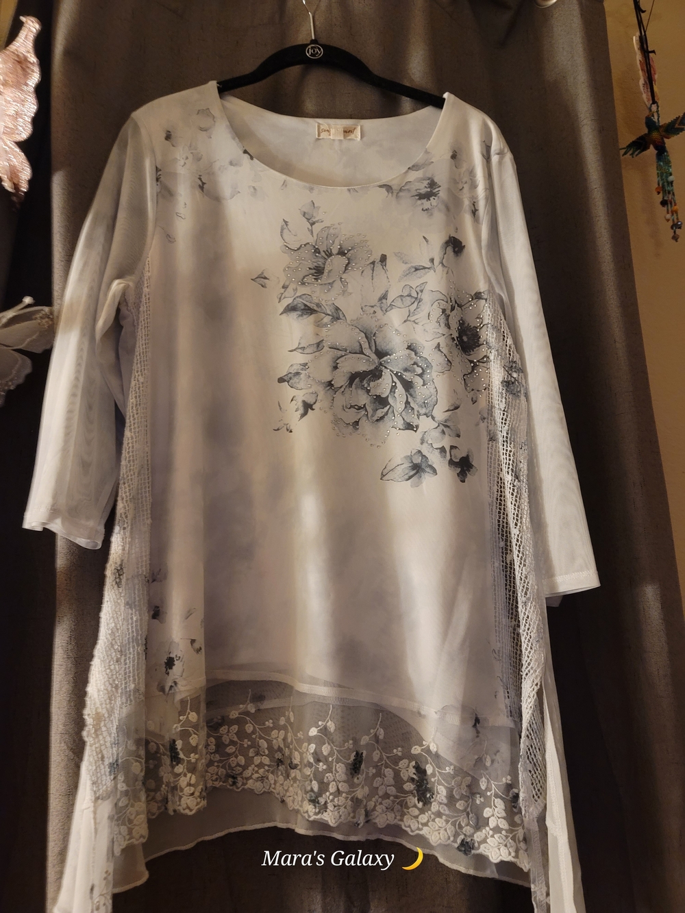 Song n Spirit Floral Mesh 3/4 Sleeve Tunic Top - Size L